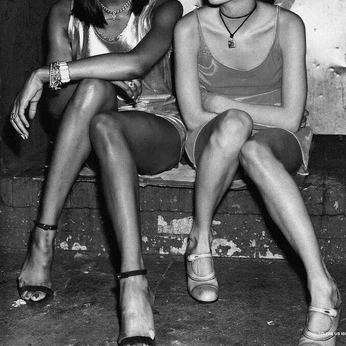 A cover of "02" cluster. The owner is fragmente. The cluster consists of 54 elements.