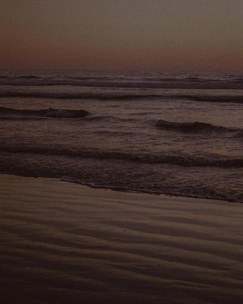 A cover of "photos" cluster. The owner is bysupertash. The cluster consists of 48 elements.