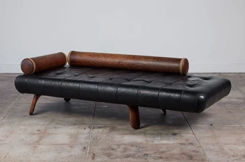 A cover of "Daybeds" cluster. The owner is albertninth. The cluster consists of 8 elements.