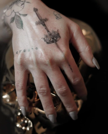 A cover of "Tatoo ideas" cluster. The owner is stouiff. The cluster consists of 9 elements.