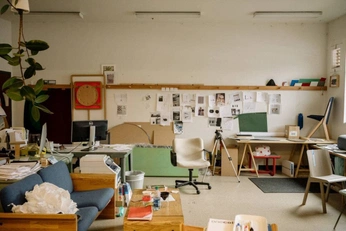 A cover of "Síndria Rebranding" cluster. The owner is 5. The cluster consists of 39 elements.