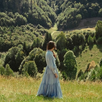 A cover of "g- posed photos" cluster. The owner is knrogers. The cluster consists of 188 elements.