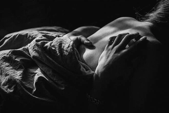 A cover of "Erotic art" cluster. The owner is coookiemonsterrr. The cluster consists of 277 elements.