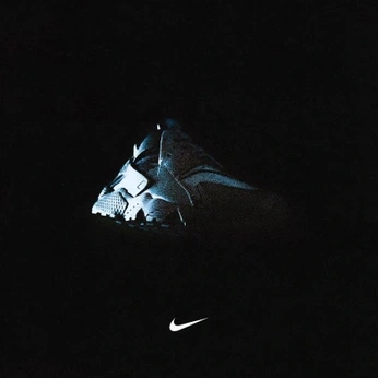 A cover of "lc_v2" cluster. The owner is hanneyey. The cluster consists of 30 elements.