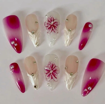 A cover of "💅💫" cluster. The owner is inthemood4luv. The cluster consists of 27 elements.