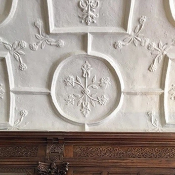 A cover of "Decoration" cluster. The owner is majo.salazar08. The cluster consists of 27 elements.