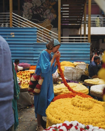 A cover of "Vie" cluster. The owner is itsmewaleska. The cluster consists of 3 elements.