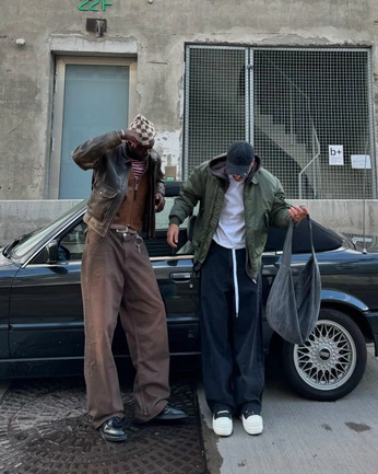 A cover of "Safehouse Members (Vibe)" cluster. The owner is andres. The cluster consists of 14 elements.