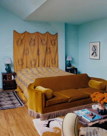 A cover of "Interior Inspo" cluster. The owner is xxpressiv. The cluster consists of 4 elements.