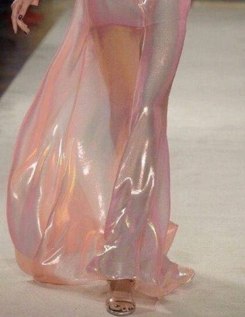 A cover of "textiles" cluster. The owner is simmis. The cluster consists of 3 elements.