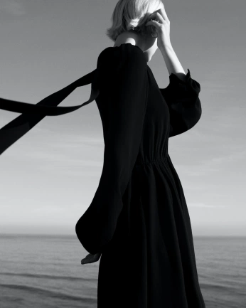 A cover of "fotos" cluster. The owner is thecatist. The cluster consists of 21 elements.