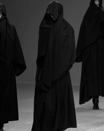 A cover of "fa" cluster. The owner is zxc123. The cluster consists of 8 elements.