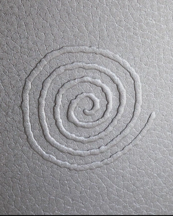 A cover of "logos" cluster. The owner is liavg. The cluster consists of 18 elements.