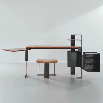 A cover of "Love" cluster. The owner is blrdn. The cluster consists of 3 elements.