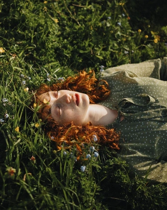 A cover of "lillith" cluster. The owner is kyrentherockstar. The cluster consists of 20 elements.