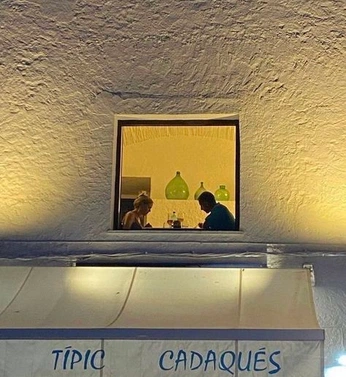 A cover of "Restaurant" cluster. The owner is sheee. The cluster consists of 5 elements.