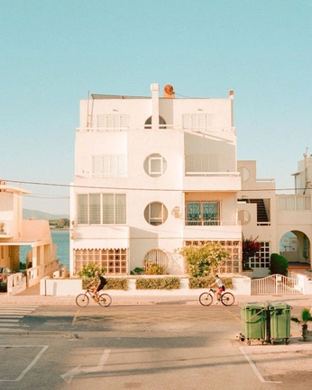 A cover of "architectural" cluster. The owner is puppybear. The cluster consists of 23 elements.