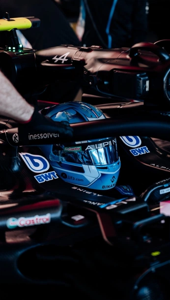 A cover of "racing" cluster. The owner is frogdino. The cluster consists of 9 elements.