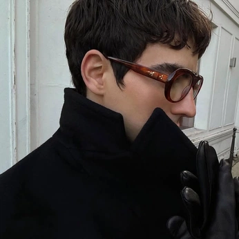 A cover of "lifestyle" cluster. The owner is spenc3r. The cluster consists of 9 elements.