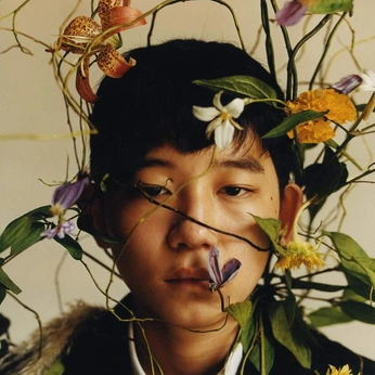 A cover of "portrait" cluster. The owner is yahiro. The cluster consists of 26 elements.