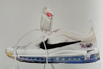 A cover of "sneakers" cluster. The owner is yungmomi. The cluster consists of 1 element.