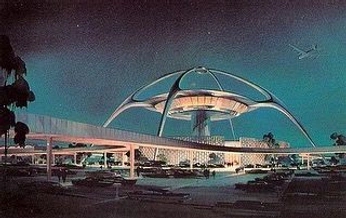 A cover of "Retro Futurism" cluster. The owner is 8ug8ear. The cluster consists of 16 elements.