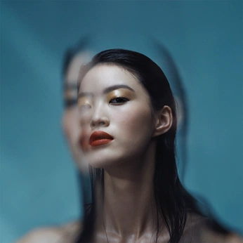 A cover of "Portrait" cluster. The owner is willwang. The cluster consists of 40 elements.