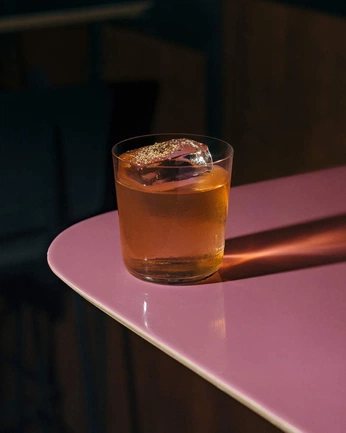 A cover of "Social Media Imagery" cluster. The owner is beatriceabigail. The cluster consists of 2 elements.