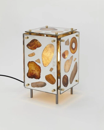 A cover of "Welt" cluster. The owner is taeant. The cluster consists of 35 elements.