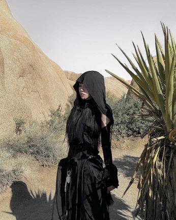 A cover of "beauti" cluster. The owner is voozy. The cluster consists of 6 elements.