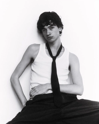 A cover of "insp" cluster. The owner is shark22. The cluster consists of 9 elements.