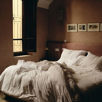 A cover of "home" cluster. The owner is beatriceabigail. The cluster consists of 40 elements.