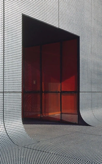 A cover of "Design-Entrance" cluster. The owner is artist.josh. The cluster consists of 4 elements.