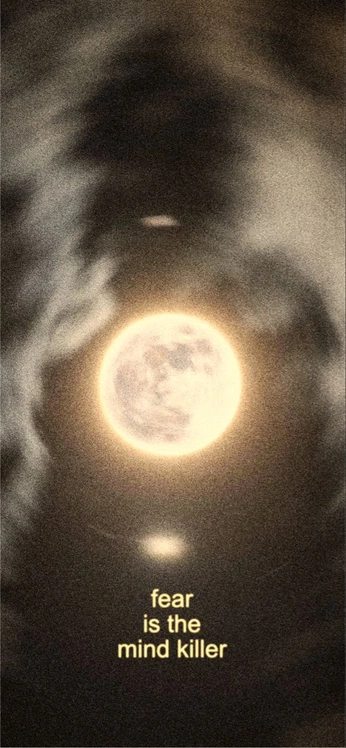 A cover of "Dune" cluster. The owner is deepspaceghost. The cluster consists of 5 elements.