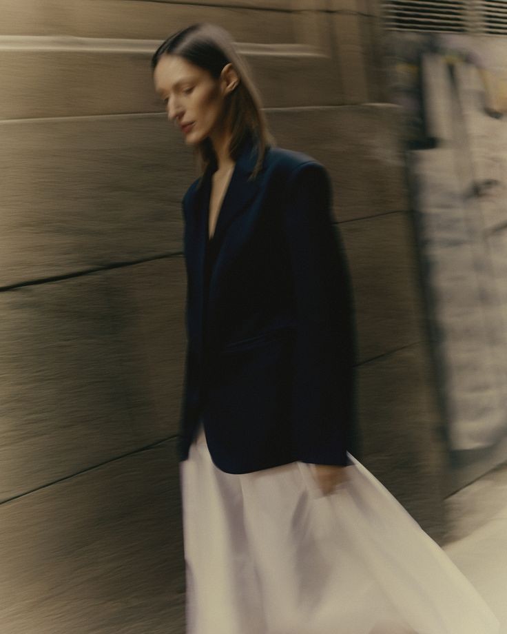 A Pinterest pin added by colindancel on Jan 27, 2024. The author is 项 leon. May present: shoulder, sleeve, fashion design, formal wear, blazer.