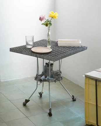 A cover of "Steel" cluster. The owner is withtwocherries. The cluster consists of 4 elements.