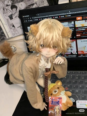 A cover of "Anime dolls" cluster. The owner is aminova. The cluster consists of 1 element.