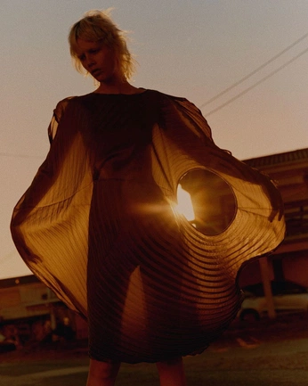 A cover of "O—EOYexploration" cluster. The owner is henryntr. The cluster consists of 85 elements.