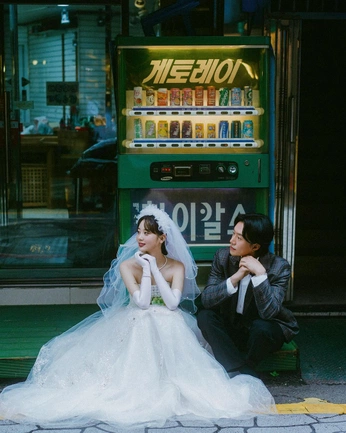 A cover of "K&C" cluster. The owner is zuko.raw. The cluster consists of 42 elements.