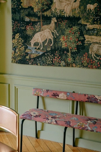 A cover of "Interiors & Exteriors" cluster. The owner is britt13232. The cluster consists of 55 elements.