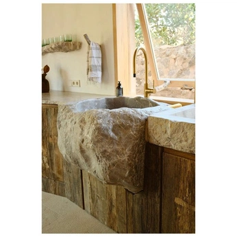 A cover of "Nature in Home" cluster. The owner is summer63. The cluster consists of 8 elements.