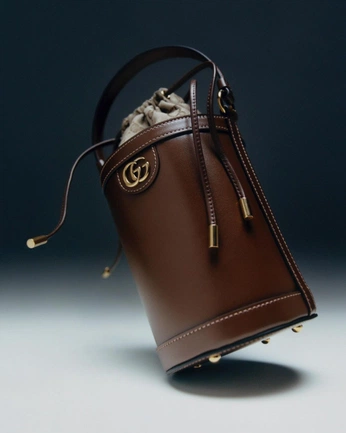 A cover of "Hand Bags" cluster. The owner is aadi.gang. The cluster consists of 2 elements.