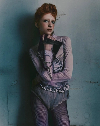 A cover of "pauline" cluster. The owner is sgennaa. The cluster consists of 22 elements.