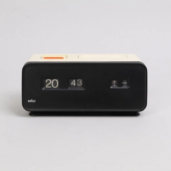 A cover of "Gadgets" cluster. The owner is connorsdesign. The cluster consists of 6 elements.