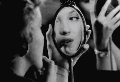 A scene from the 1952 film Don't Bother to Knock featuring Marilyn Monroe.