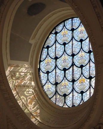 A cover of "Glass" cluster. The owner is fifiyafifi. The cluster consists of 7 elements.