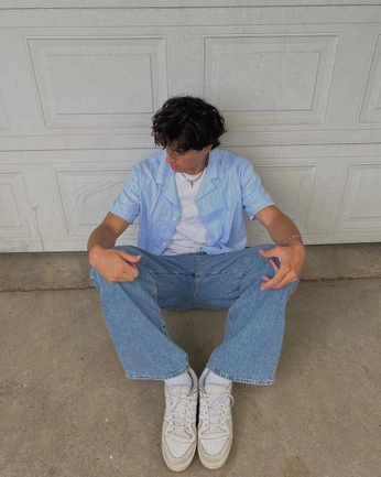 A cover of "Clean Boy Aesthetic" cluster. The owner is agriffinart. The cluster consists of 14 elements.