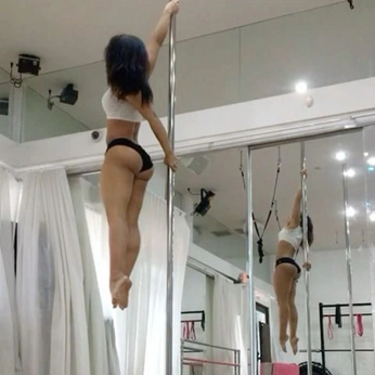 A cover of "POLE DANCE" cluster. The owner is giannagabriela. The cluster consists of 88 elements.
