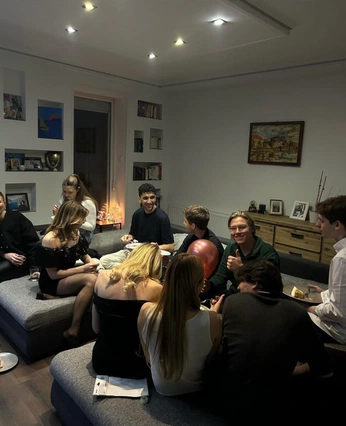 A cover of "DRAC NOVELL" cluster. The owner is martinmorena. The cluster consists of 4 elements.