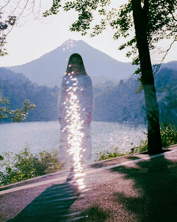 A cover of "ghosts again" cluster. The owner is katielauren. The cluster consists of 6 elements.